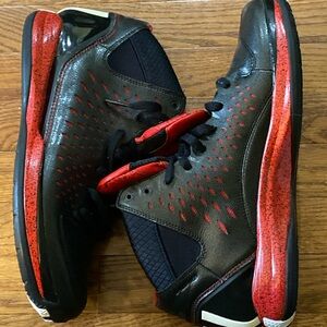 D Rose 3 black scarlet signature sneaker / Derrick Rose / Adidas size 13